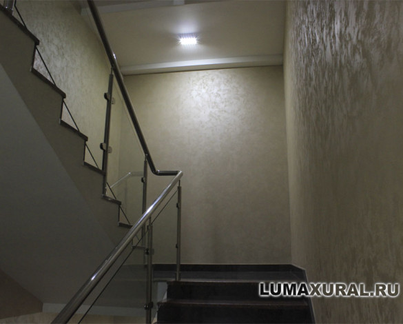 Освещение лестничного марша